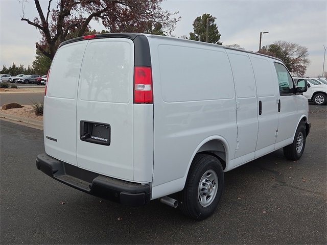 New 2025 Chevrolet Express 2500 Work Van w/ Driver Convenience Package image 4