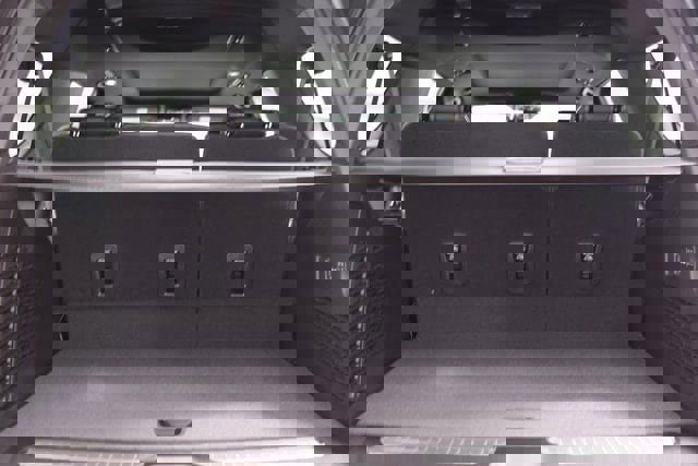 New 2026 Chevrolet Suburban Premier image 22