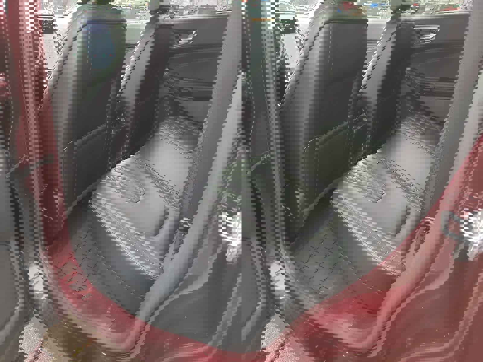 Used 2024 Ford Edge Titanium image 20