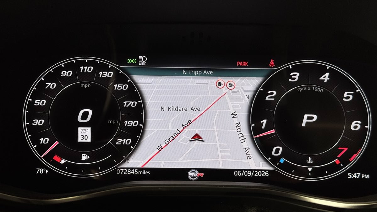 Used 2022 Jaguar F-PACE SVR AWD/4WD image 22