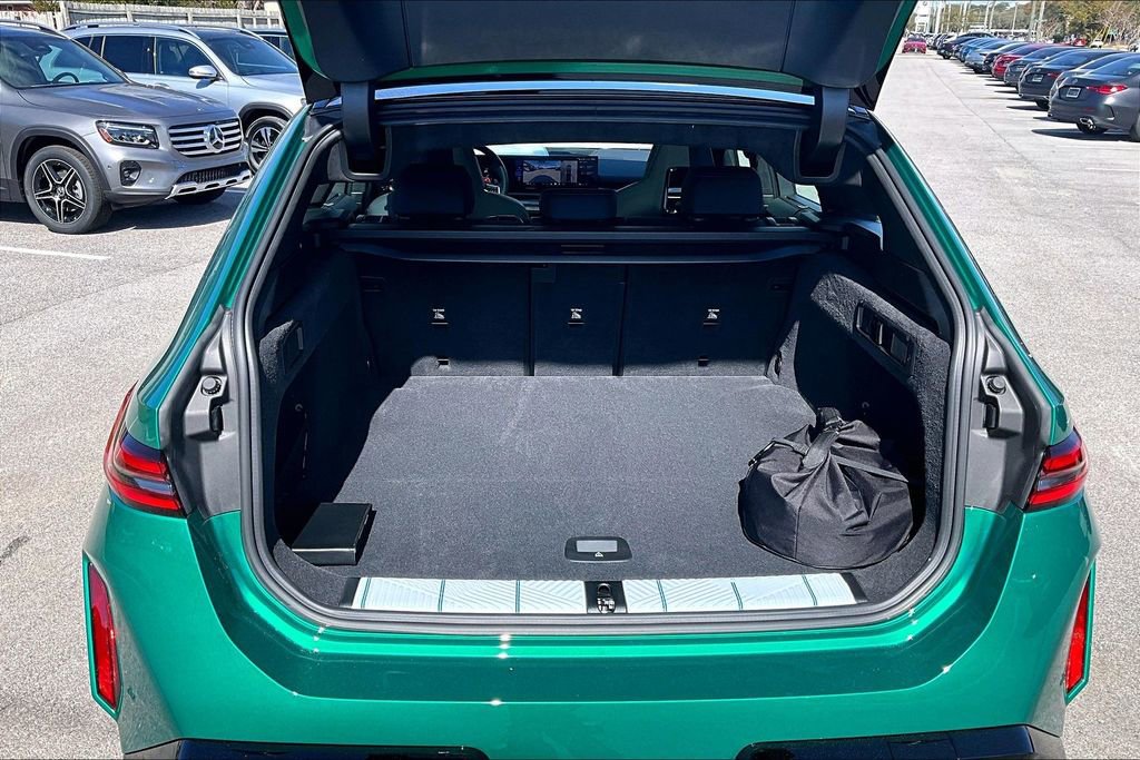 New 2026 BMW M5 Touring image 25