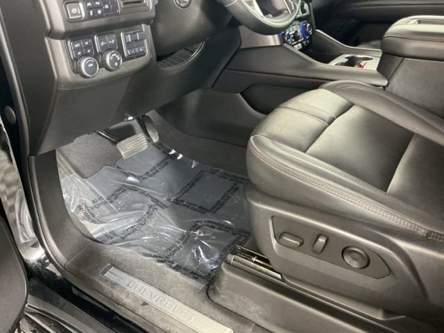 Used 2023 Chevrolet Tahoe RST w/ Luxury Package AWD/4WD image 16