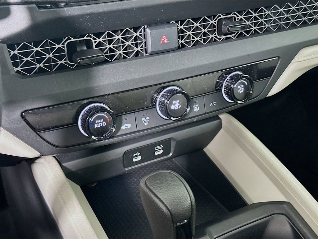 Used 2025 Honda Accord LX image 14
