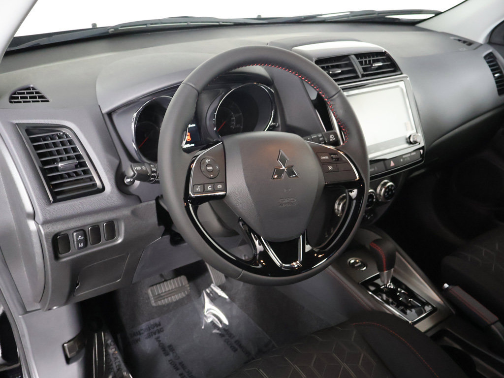 New 2027 Mitsubishi Outlander Sport LE AWD/4WD image 23
