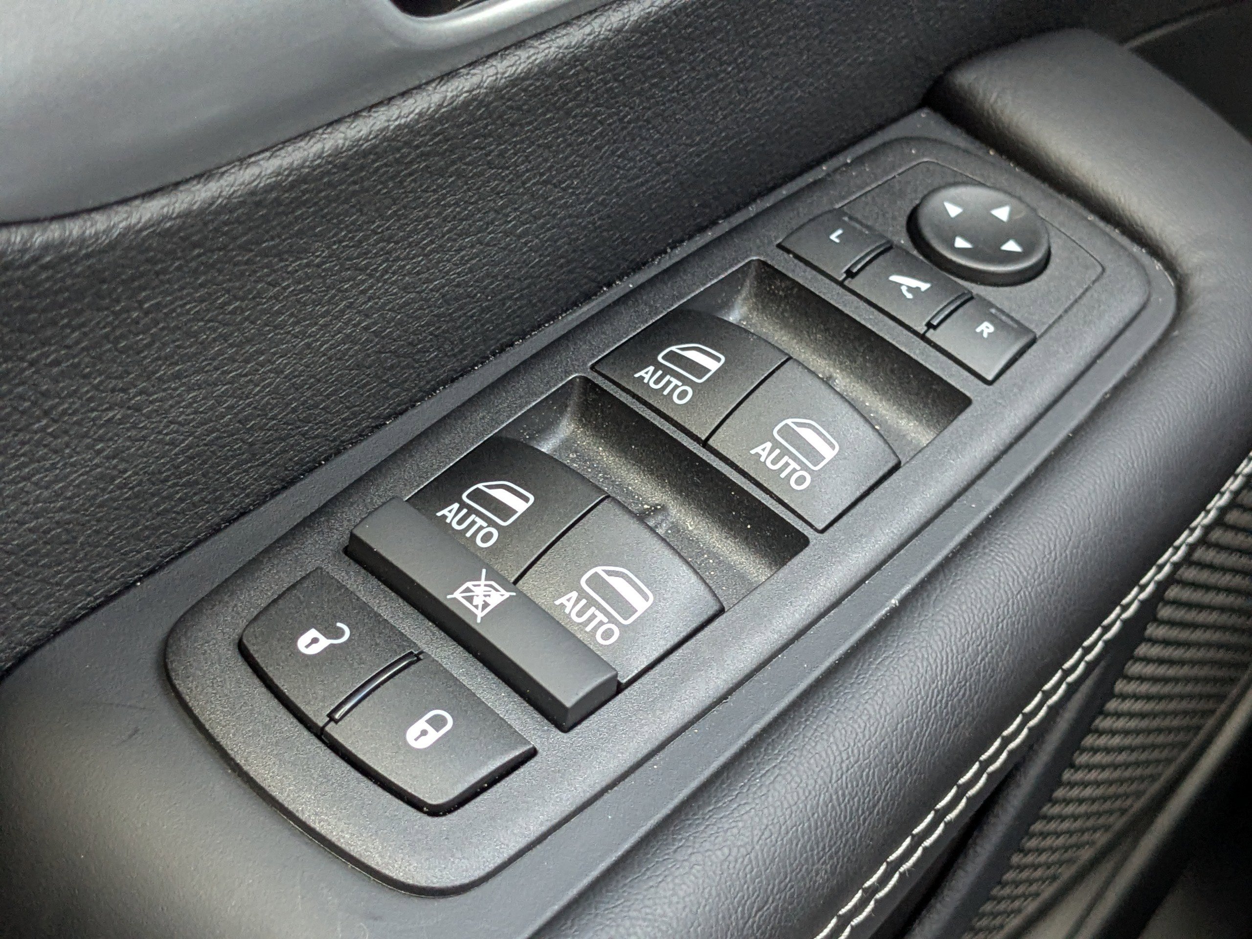 New 2026 Chrysler Pacifica Limited image 24