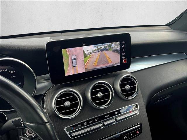 Used 2022 Mercedes-Benz GLC 300 4MATIC image 22