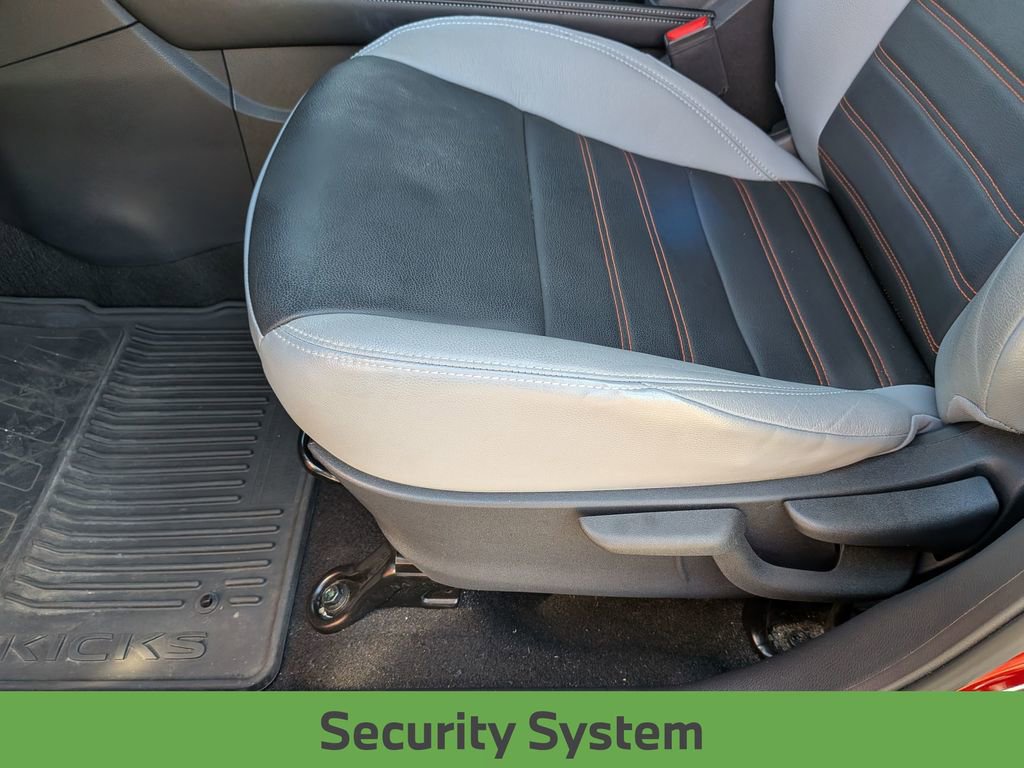Certified 2021 Nissan Kicks SR w/ SR Premium Package FWD image 16