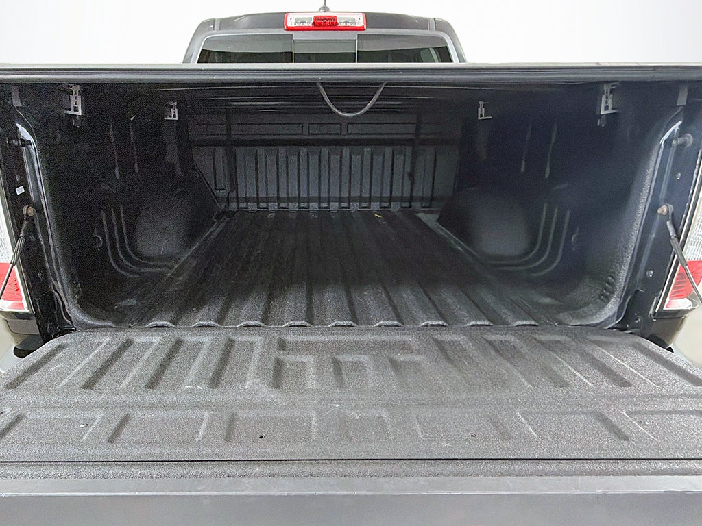 Used 2022 GMC Canyon AT4 w/ Trailering Package AWD/4WD image 15