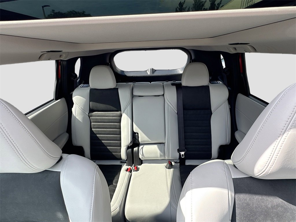 New 2025 Mitsubishi Outlander SE image 23