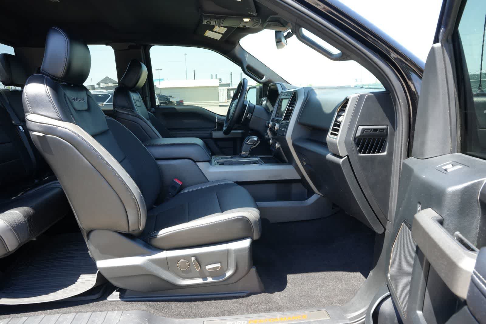 Used 2020 Ford F150 Raptor w/ Equipment Group 802A Luxury AWD/4WD image 18