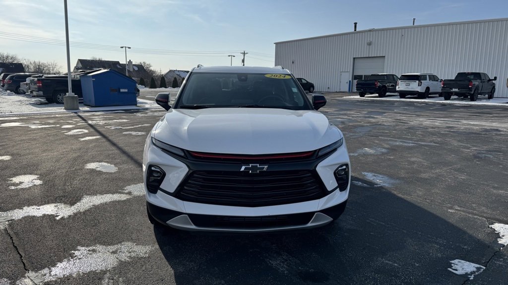 Used 2024 Chevrolet Blazer LT w/ Redline Edition image 3