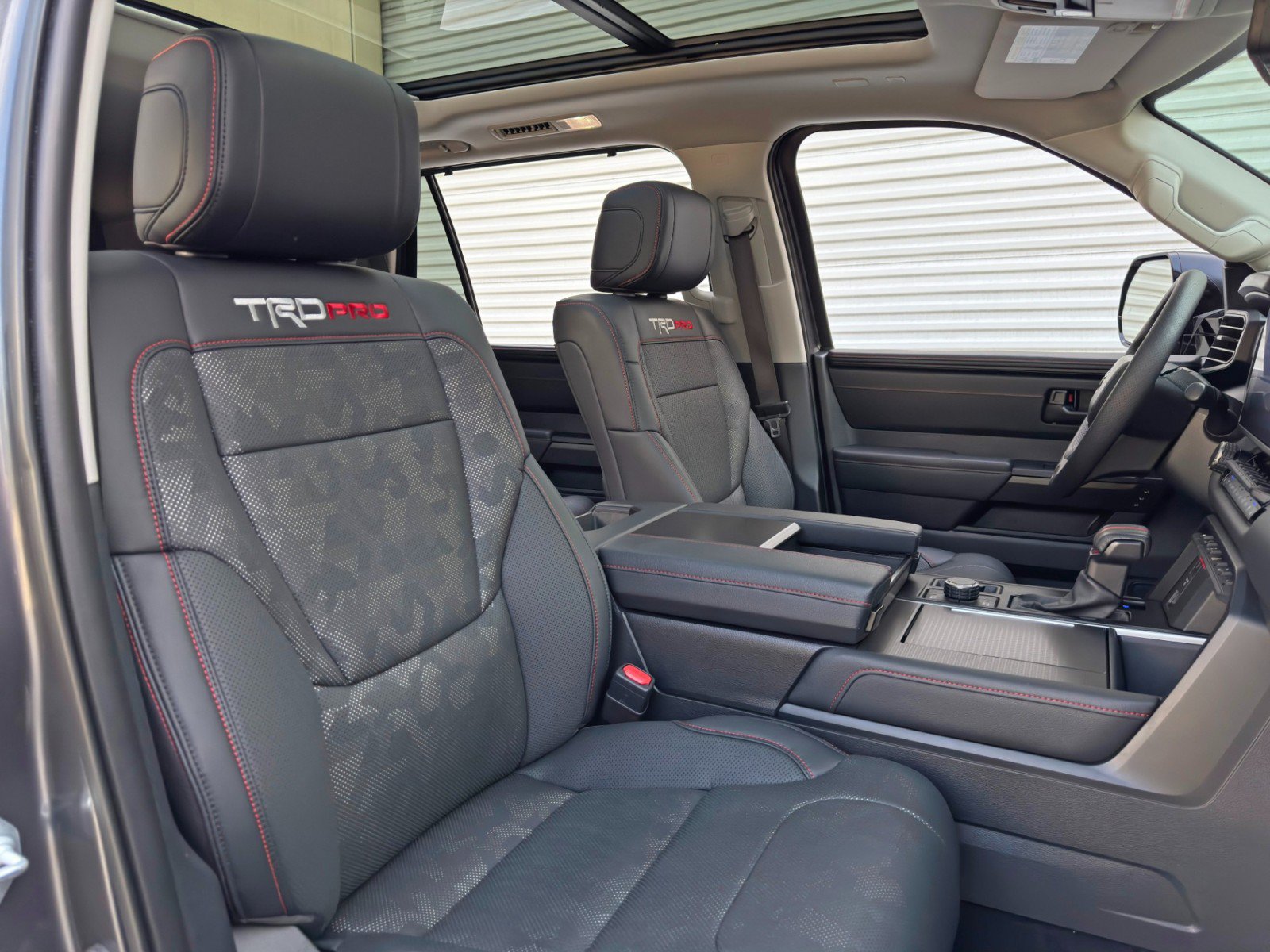 Used 2023 Toyota Sequoia TRD Pro AWD/4WD image 41