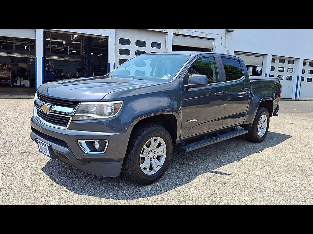 Certified 2017 Chevrolet Colorado LT w/ LT Convenience Package AWD/4WD image 4