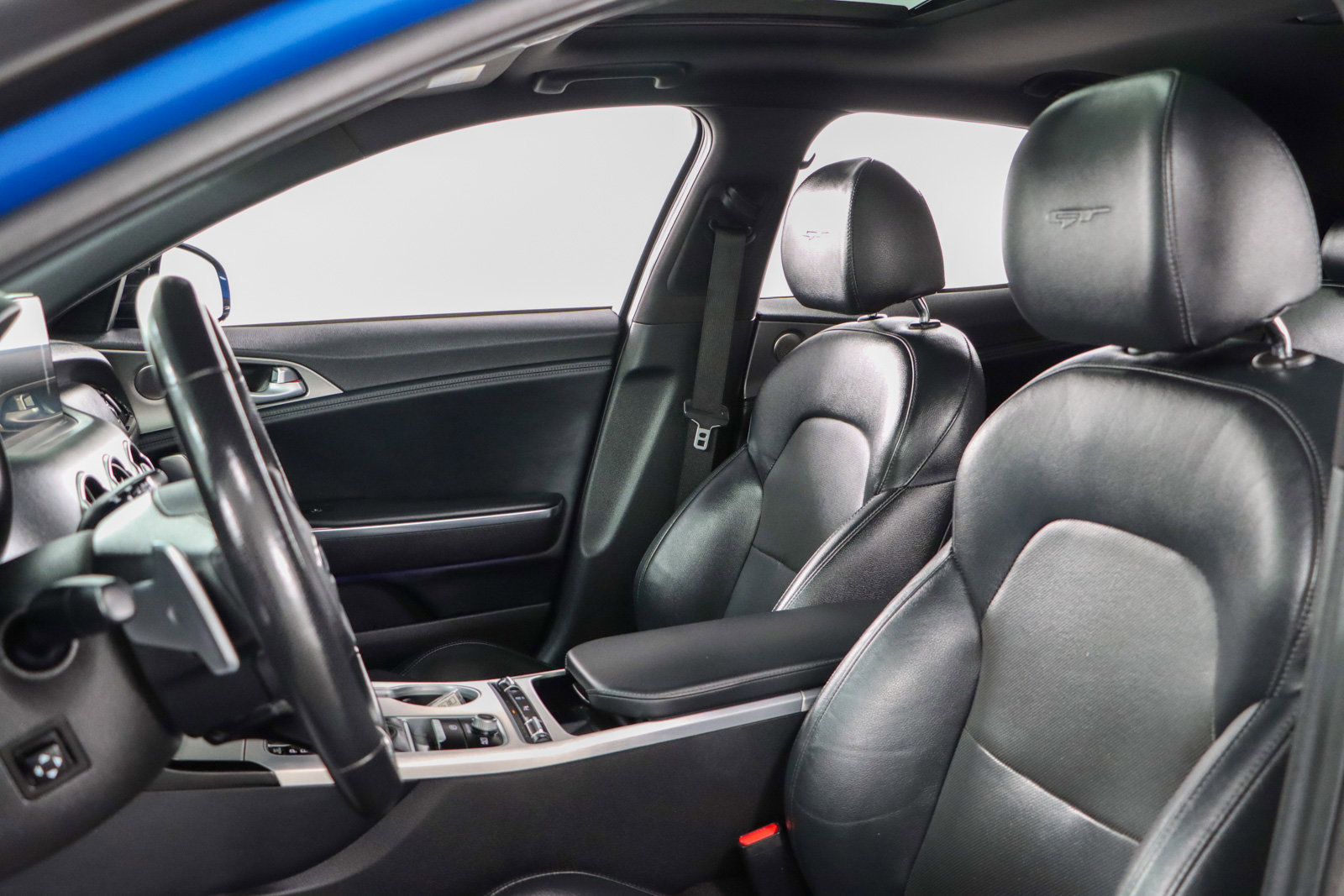 Used 2018 Kia Stinger GT1 image 24