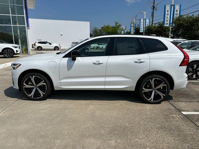 New 2025 Volvo XC60 T8 Ultra w/ Protection Package Premier image 6