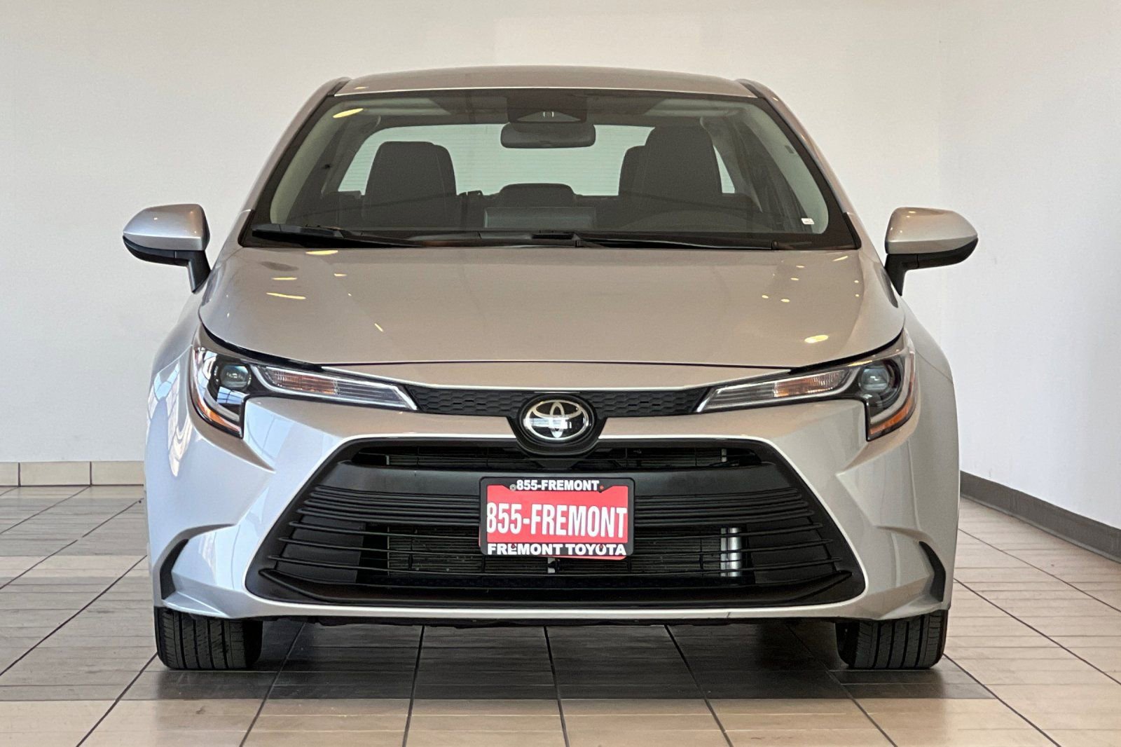 Certified 2025 Toyota Corolla LE image 9