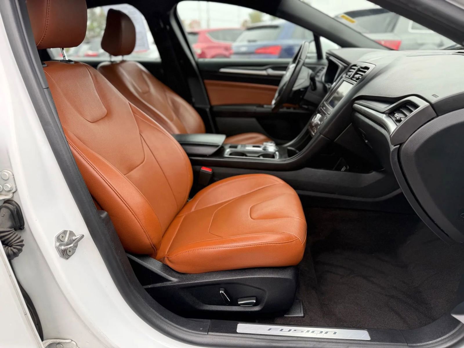 Used 2020 Ford Fusion Titanium image 19