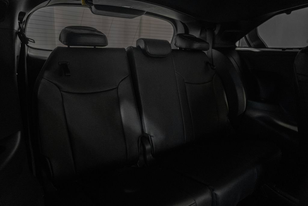 Used 2025 Toyota Sienna Limited AWD/4WD image 36