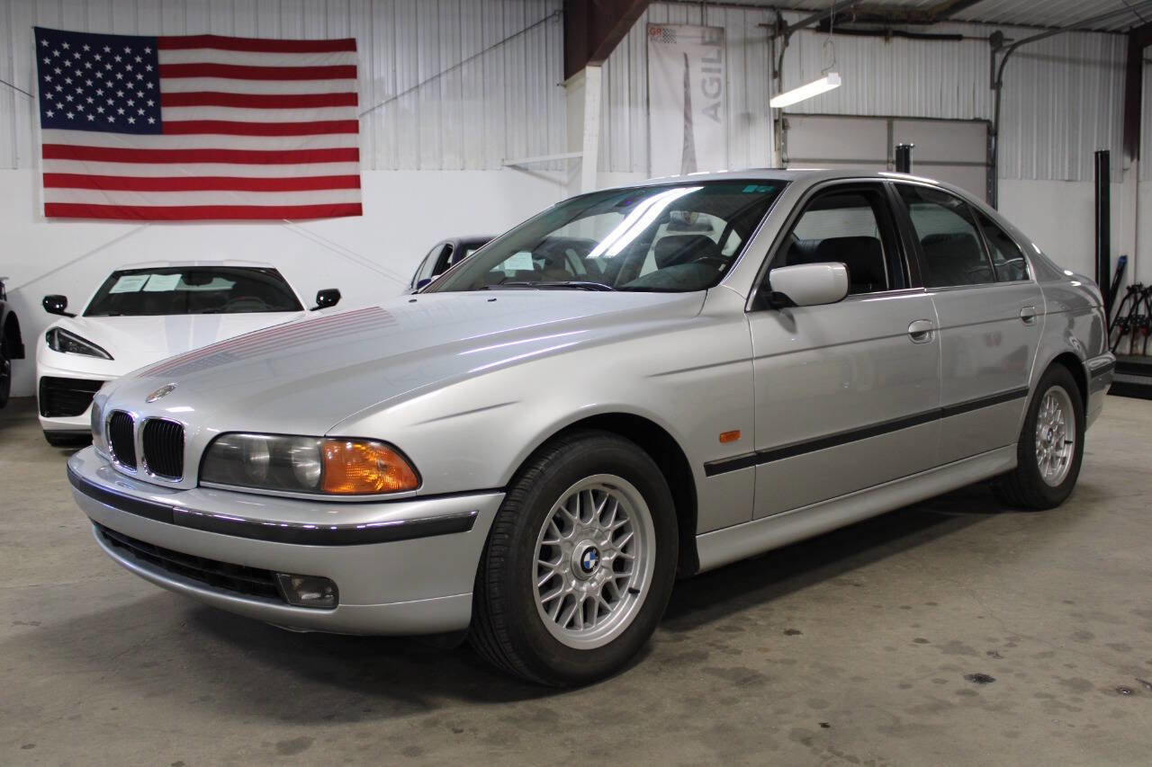 Used 2000 BMW 528i Sedan image 1