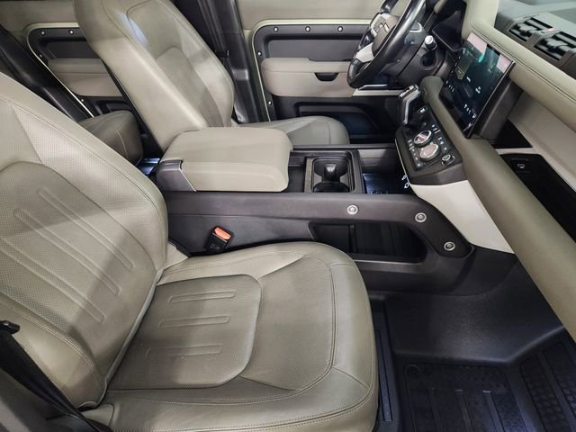 Used 2022 Land Rover Defender 110 S image 3