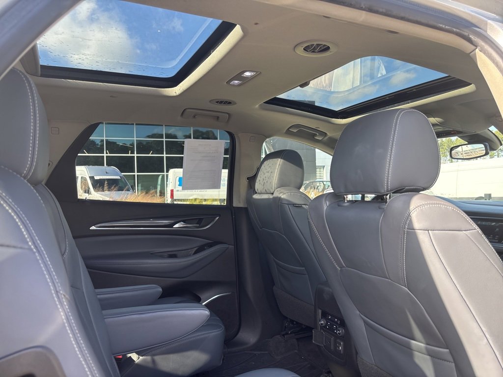 Used 2019 Buick Enclave Premium w/ Experience Buick Package image 26