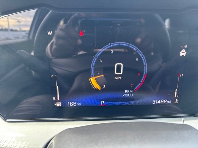 Used 2025 Chevrolet Trax LT w/ LT Convenience Package FWD image 20