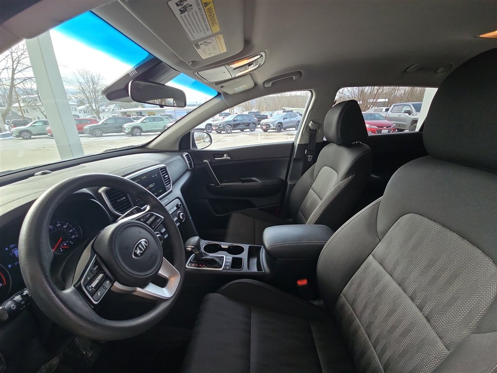 Used 2021 Kia Sportage LX image 18