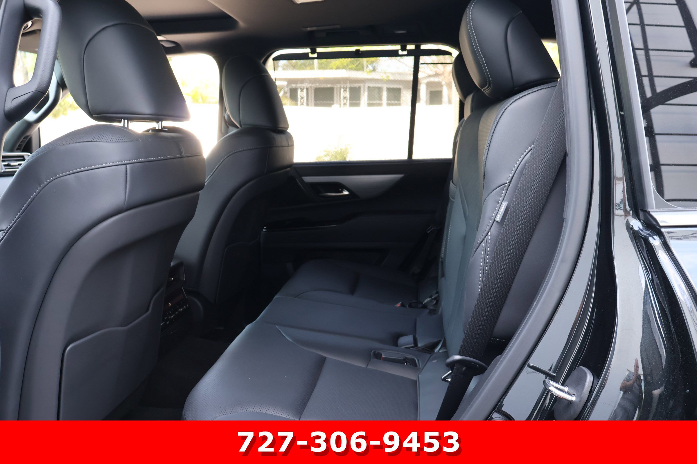 Used 2025 Lexus LX 700h F Sport AWD/4WD image 17