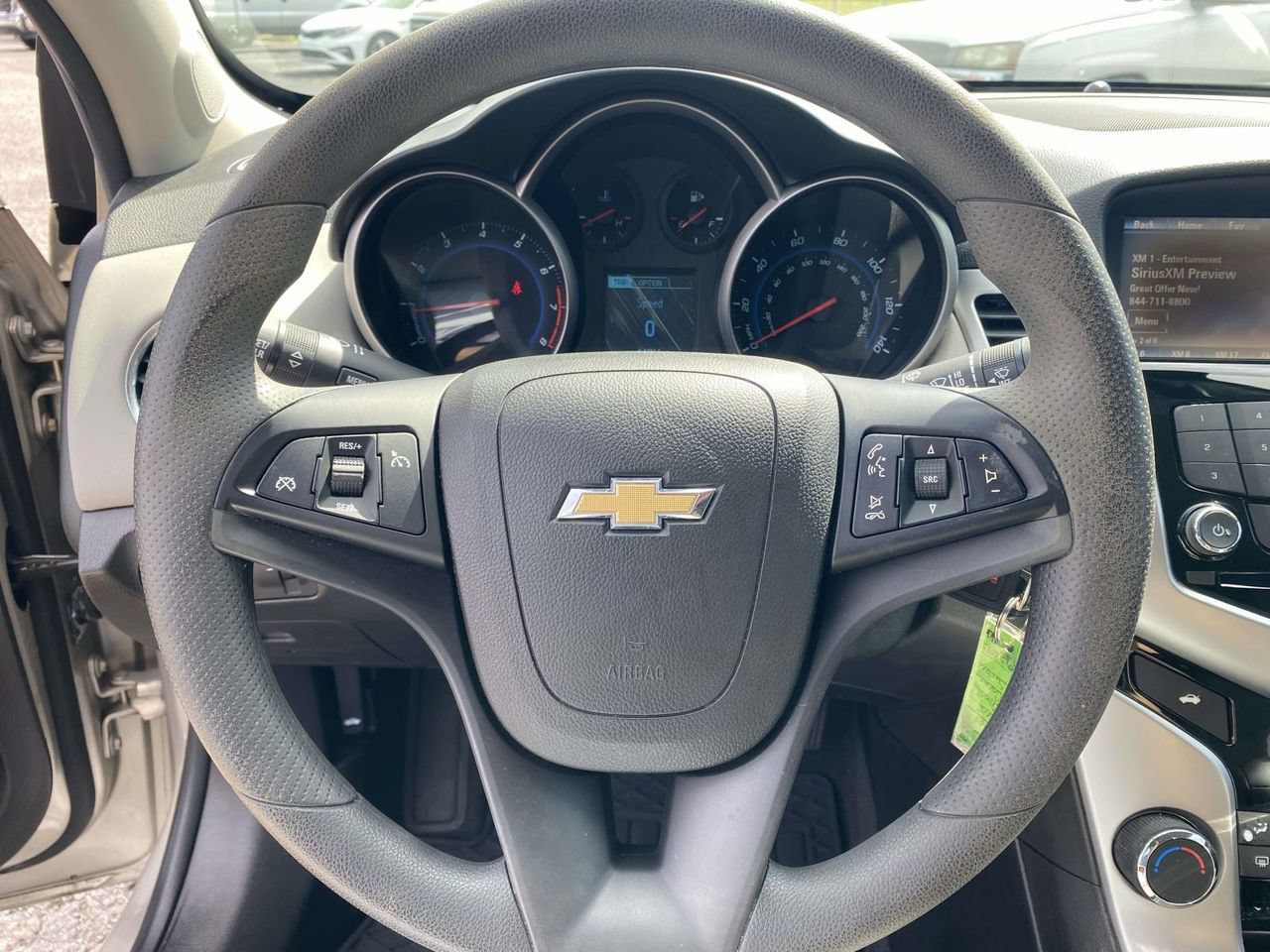 Used 2015 Chevrolet Cruze LT FWD image 18