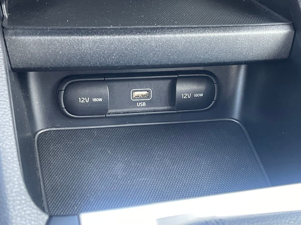 Used 2022 Kia Forte LXS image 27