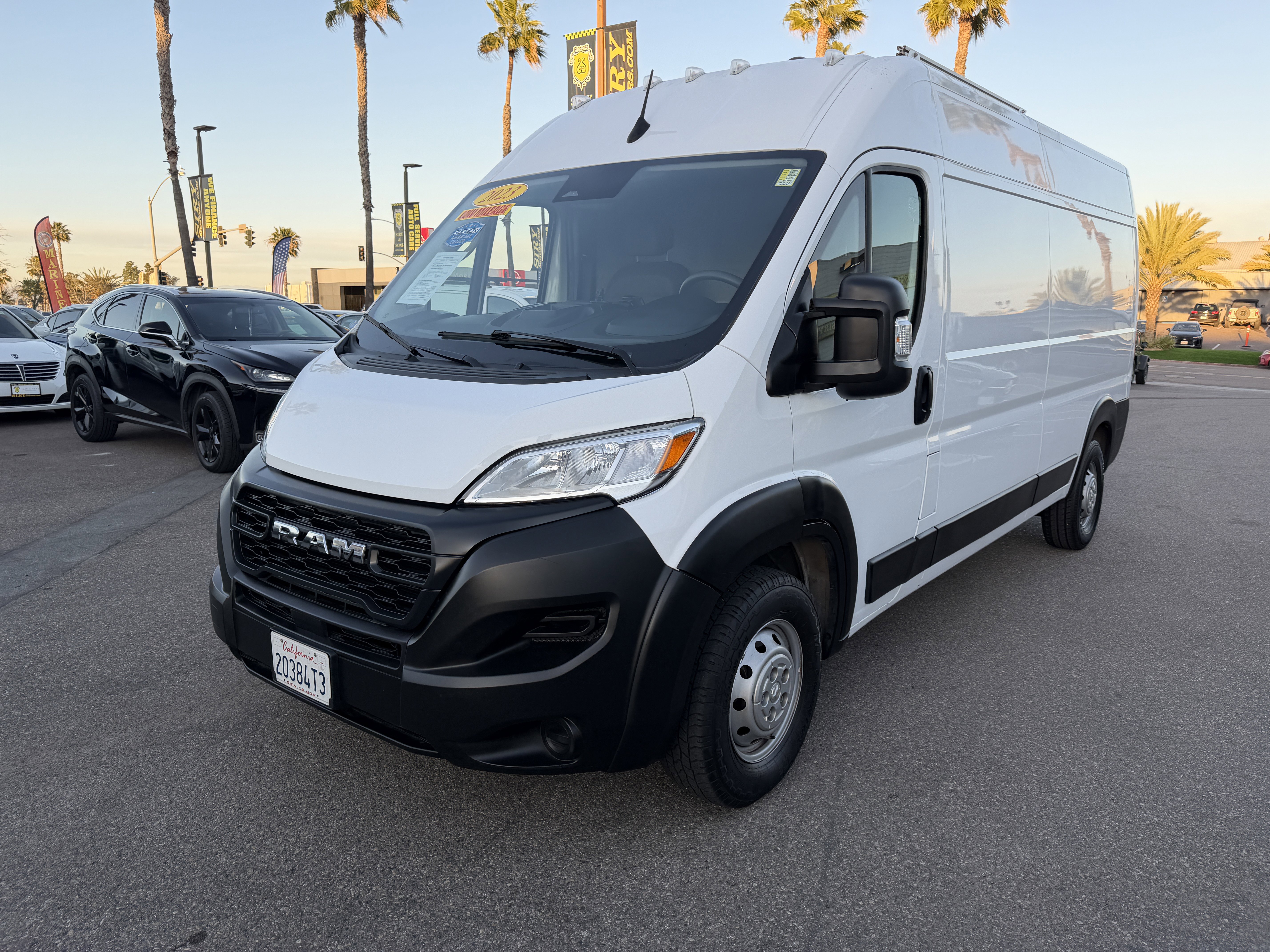 Used 2023 RAM ProMaster 2500 FWD image 9