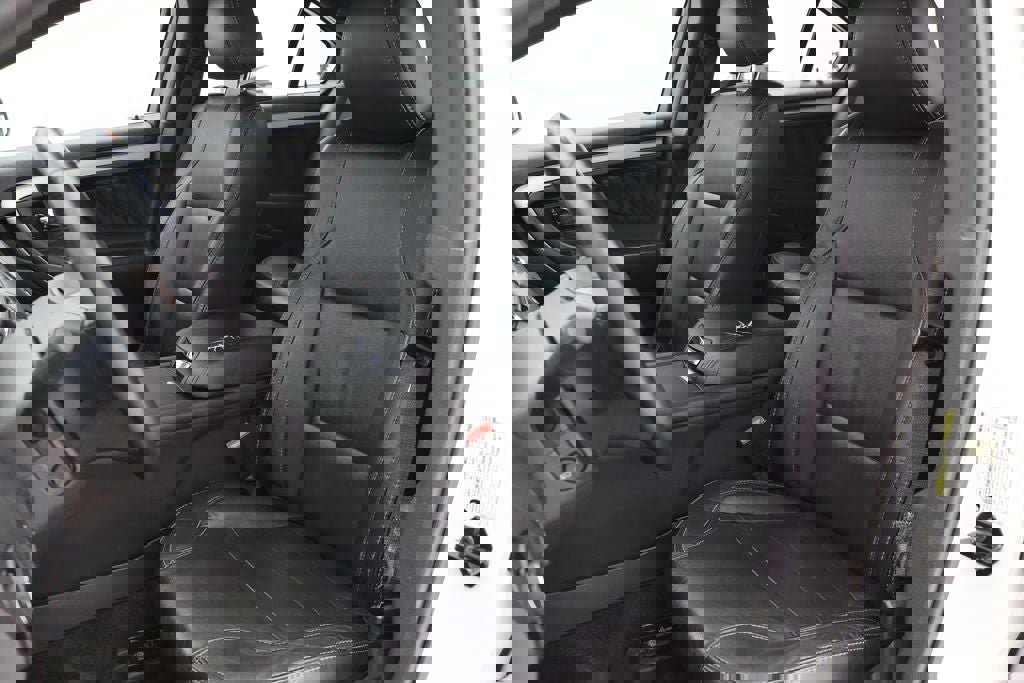 Used 2013 Ford Taurus SEL image 16