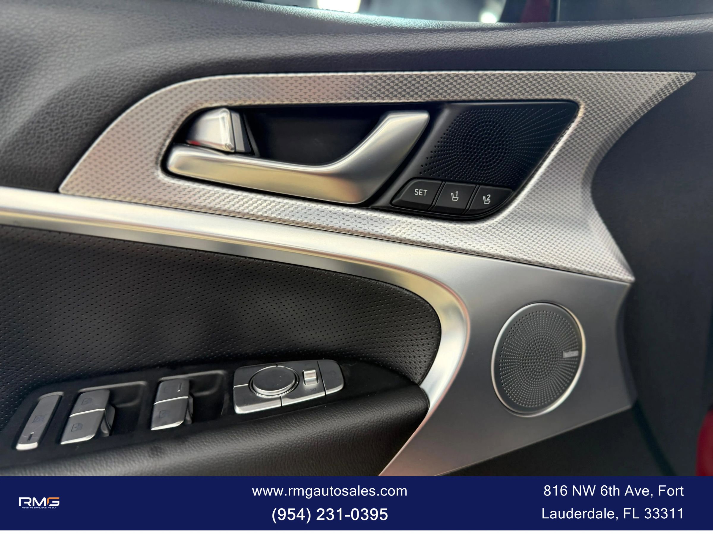 Used 2022 Genesis G70 2.0T w/ Prestige Package AWD/4WD image 21