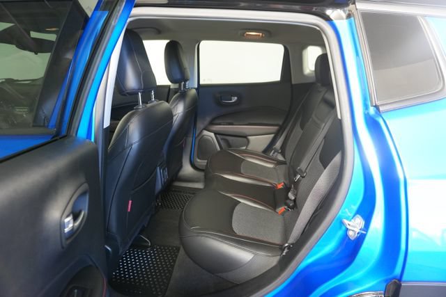 Used 2020 Jeep Compass Trailhawk w/ Cold Weather Group AWD/4WD image 25