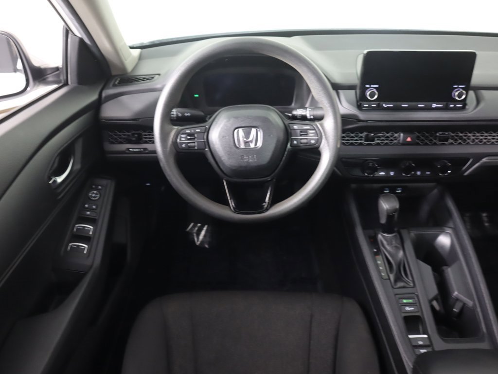 Used 2025 Honda Accord LX image 31