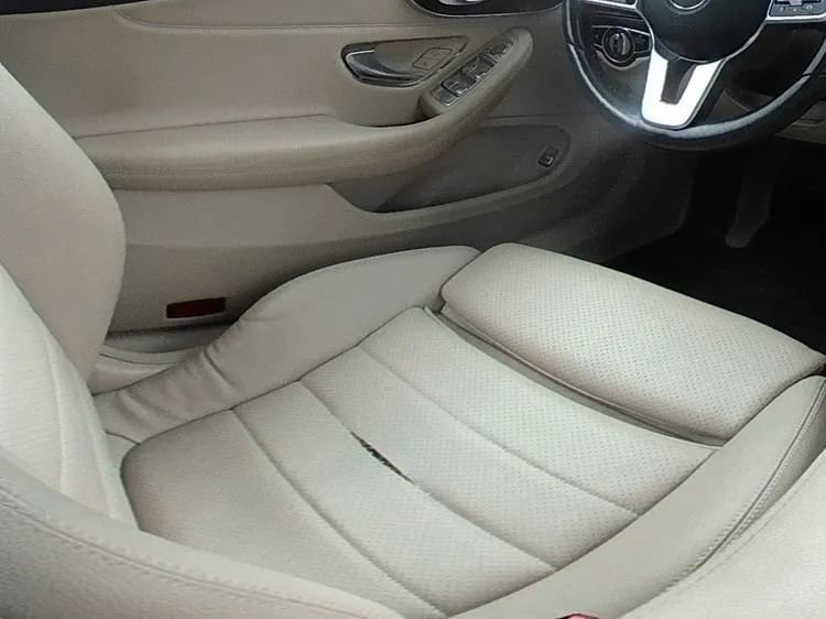 Used 2019 Mercedes-Benz C 300 4MATIC Cabriolet image 11