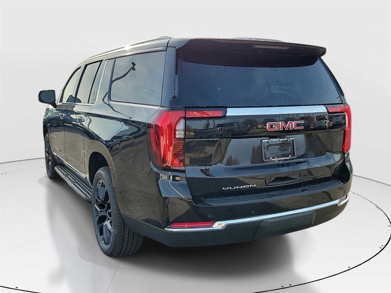 New 2026 GMC Yukon XL Elevation image 3