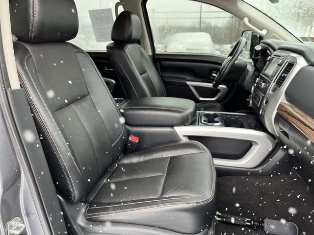 Used 2018 Nissan Titan SL w/ Texas Titan Edition image 26