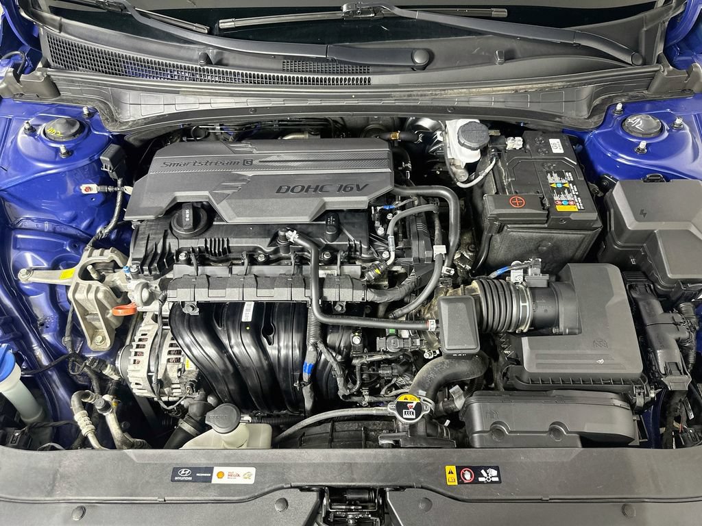 Used 2024 Hyundai Elantra Limited FWD image 10