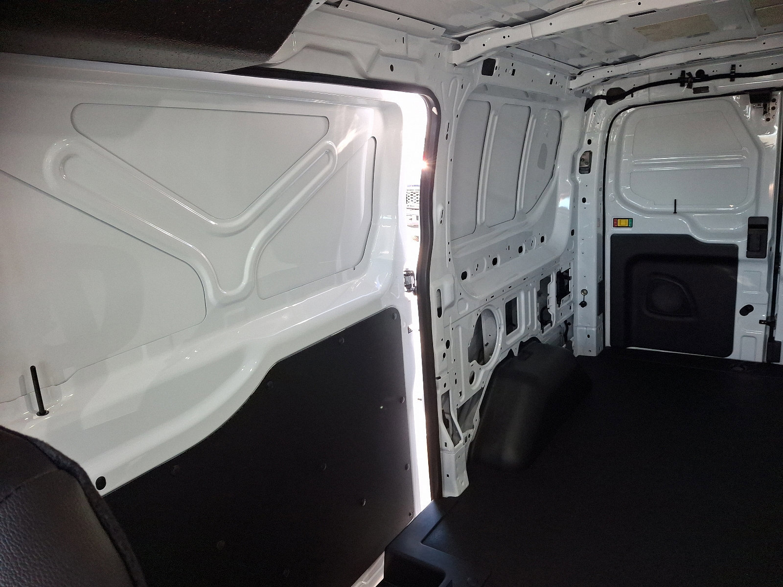 New 2024 Ford Transit 150 Low Roof image 12