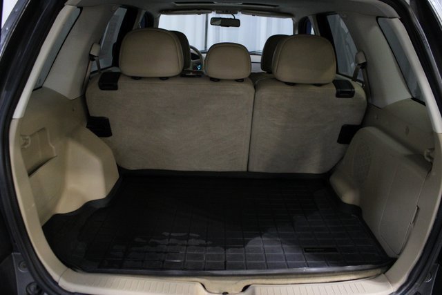Used 2010 Ford Escape Limited image 8