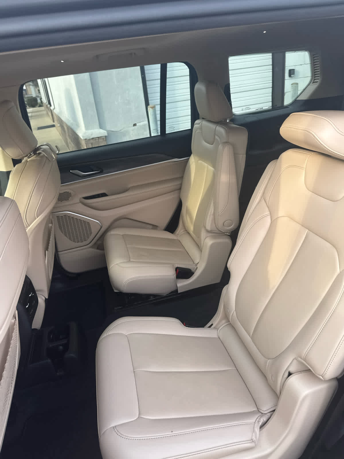 Used 2021 Jeep Grand Cherokee L Limited image 18