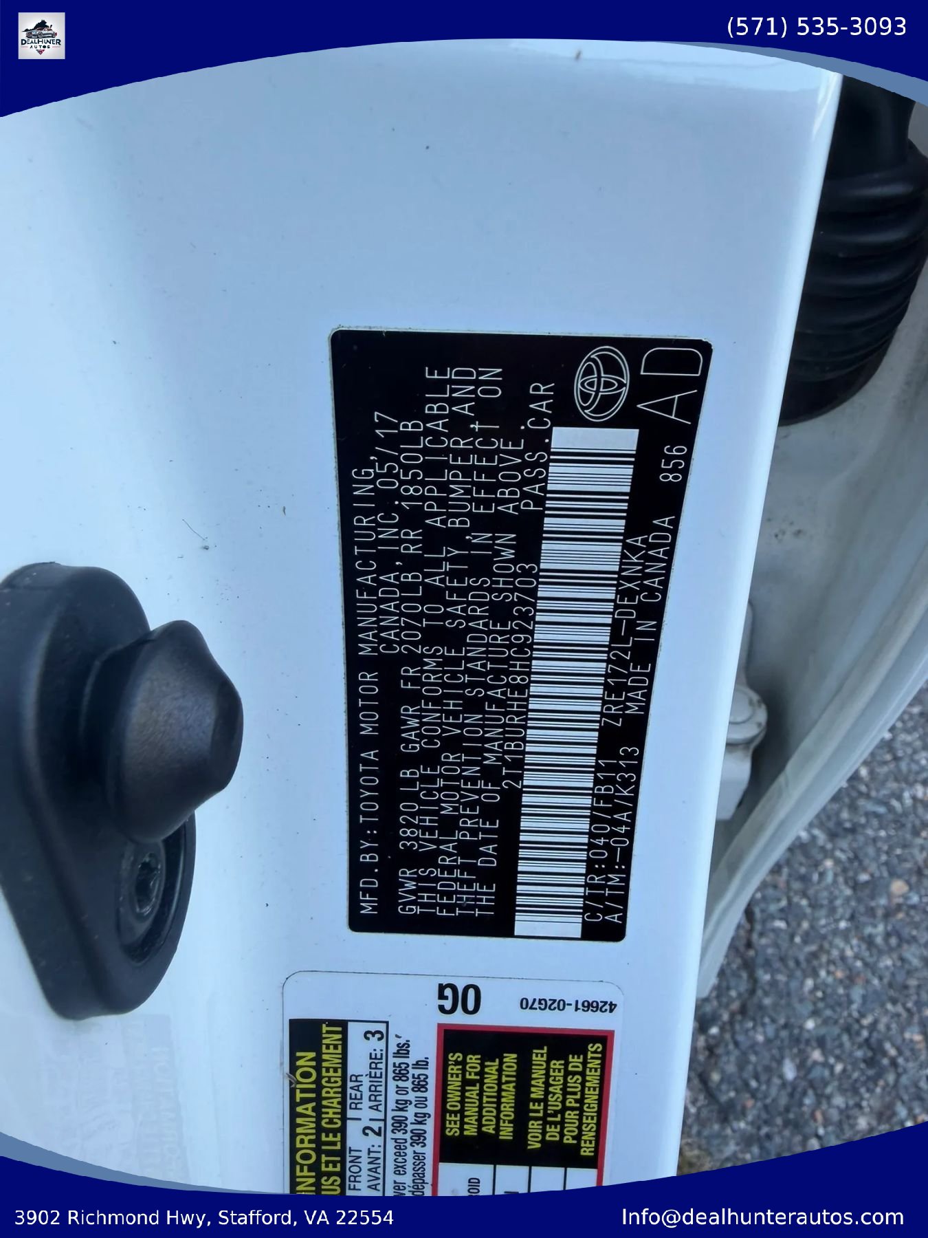 Used 2017 Toyota Corolla LE FWD image 30