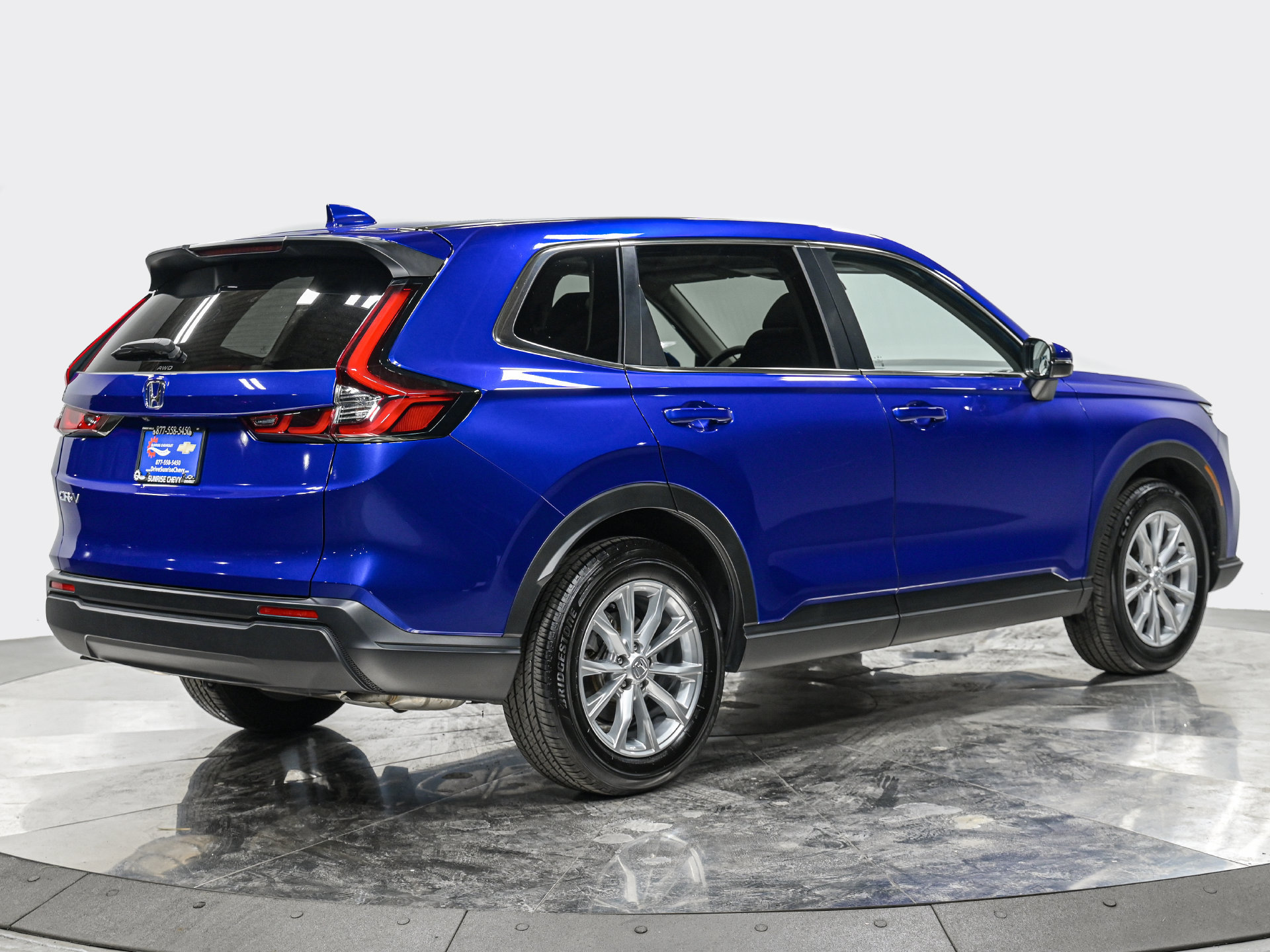 Used 2025 Honda CR-V EX image 7