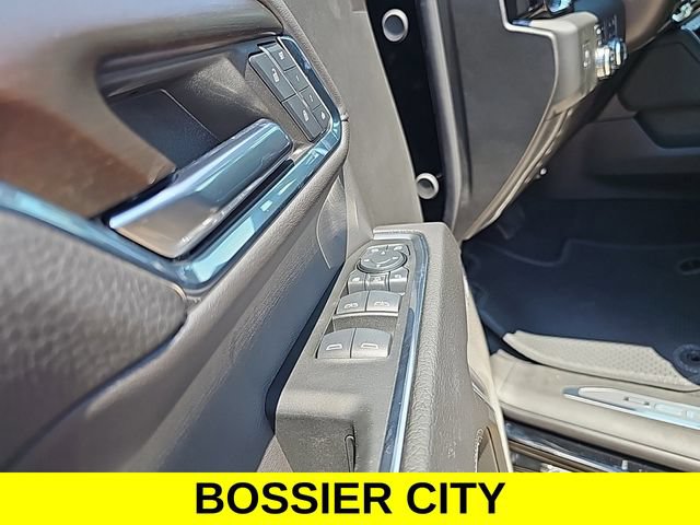 New 2024 GMC Sierra 2500 Denali w/ Denali Reserve Package AWD/4WD image 11
