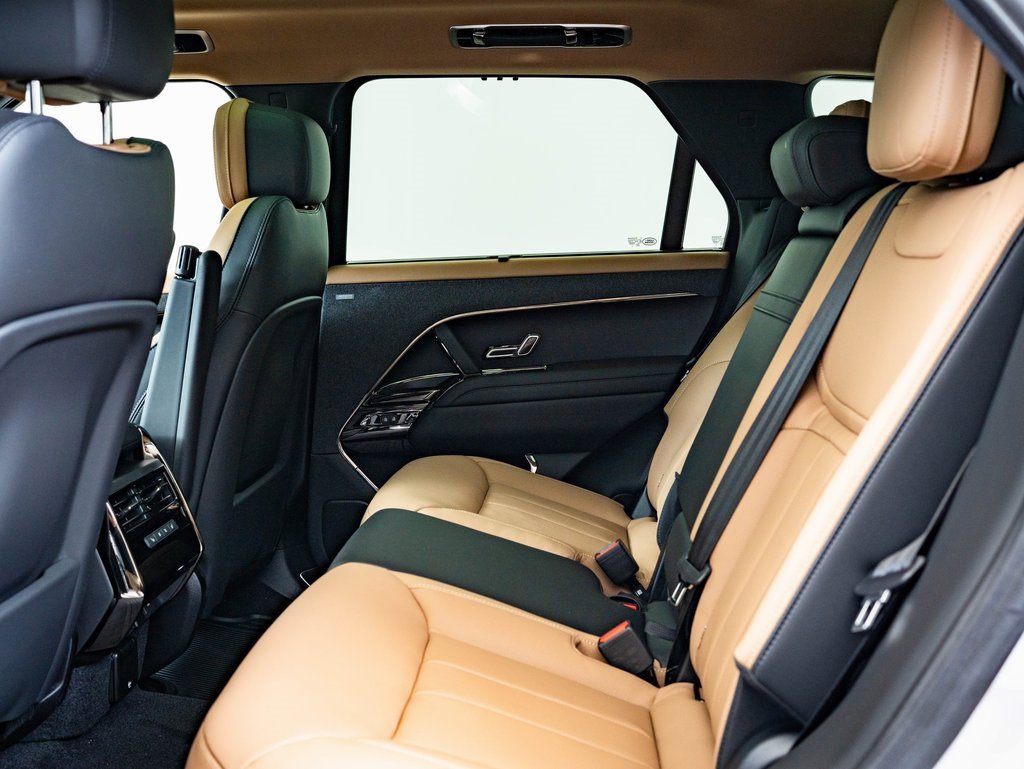 New 2025 Land Rover Range Rover Sport Dynamic SE image 34