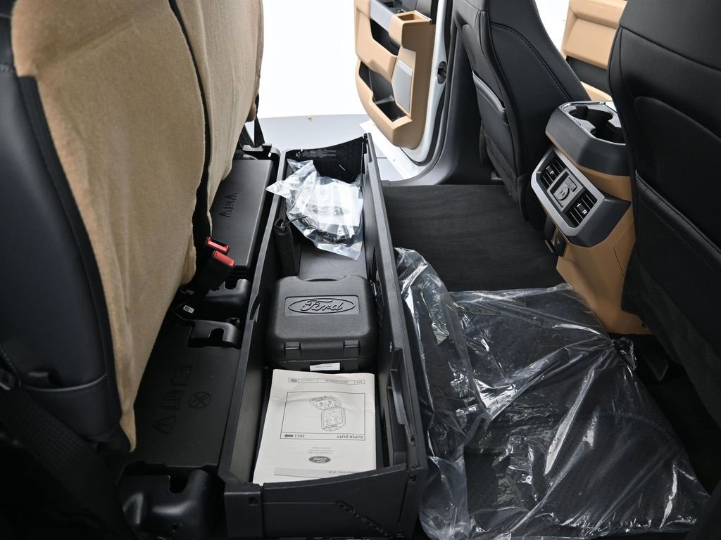 Used 2024 Ford F250 Lariat w/ Lariat Ultimate Package image 36