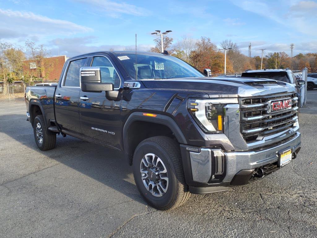 New 2025 GMC Sierra 3500 SLT