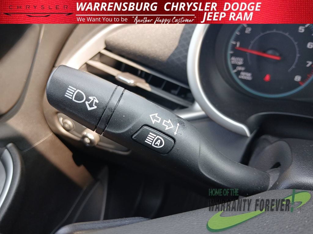 Used 2024 Chevrolet Malibu LT FWD image 17