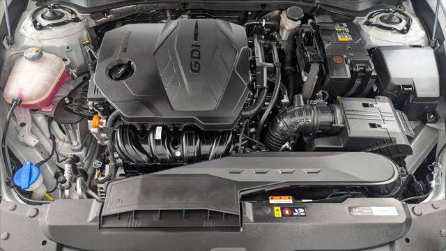 Used 2025 Hyundai Sonata SEL FWD image 32